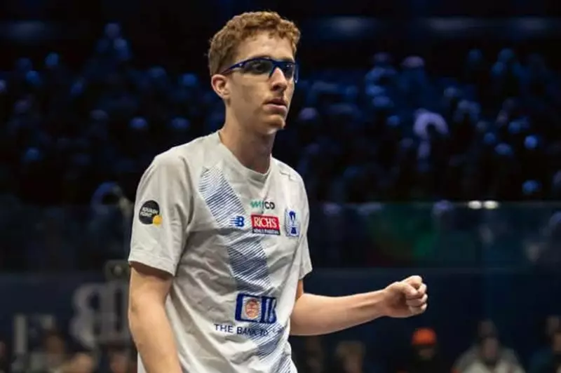 للمرة الأولى في تاريخه.. زكريا يتأهل لنهائي بطولة الجونة للإسكواش 